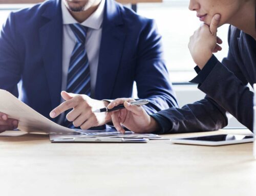 MÔŽE BYŤ MANAŽÉR KOUČOM SVOJICH ĽUDÍ?